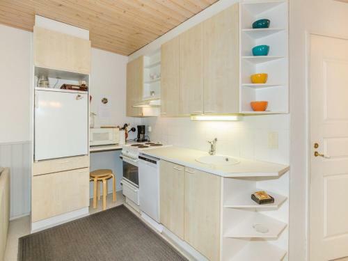 Holiday Home Loma-koli 6