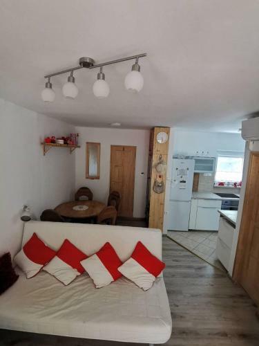 Kam�leon Apartmanh�z