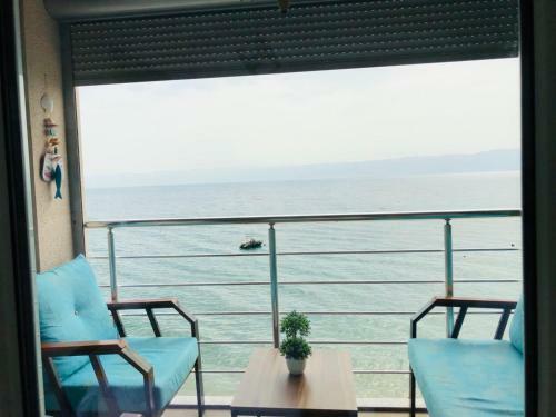 Sunrise Beach Deluxe Apartment