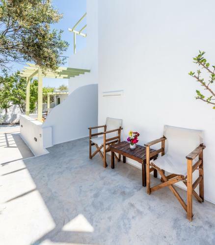 Hotel Pente Elies Milos
