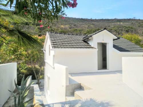 Apartamento Lustica Retreat