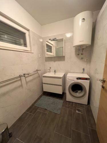 Apartament Sunny Z Ob??dnym Widokiem Na Morze