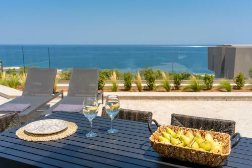 Luxurious Villa Aqua - With 2 Heated Pools