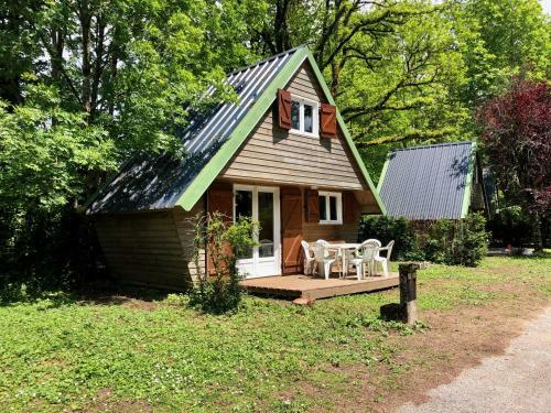 Chalets Dans La Parc D'un Manoir Du Xix�me Si�cle