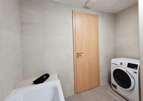 New Modern 2 Rooms Apartment In Bratislava