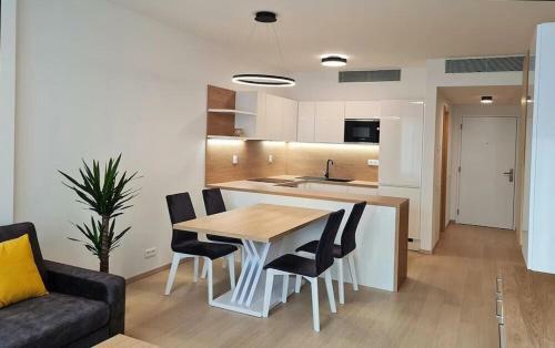 New Modern 2 Rooms Apartment In Bratislava