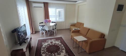 Family Apart-hotel 2022