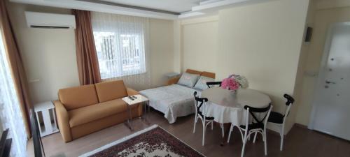 Family Apart-hotel 2022