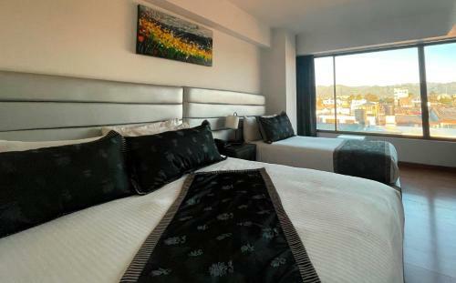 Hotel Travel Gold