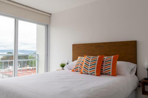 Apartamento Completo En Zona 7 Con Parqueo Incluido