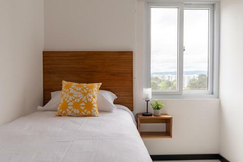 Apartamento Completo En Zona 7 Con Parqueo Incluido