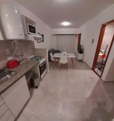 Apartamento Dpto De 1 Dormitorio En El Centro De La Ciudad