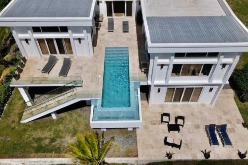 Villa Larimar @lighthouse, West Bay
