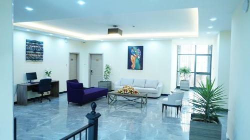 Triple E Hotel And Spa