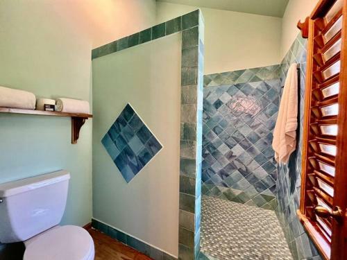 Villa Far Tortuga @ First Bight, Roatan