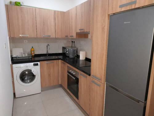 Merad Broke Properties -ivy Apartment