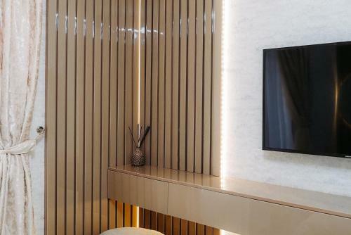 Rosvian Luxury Apartment