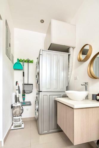 Bright & Airy 2br Condo Minutes From Jaco Beach