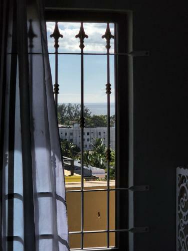 Sunsetview Beach Apartment