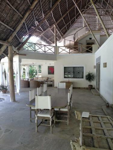 Apartamento Mwangaza House