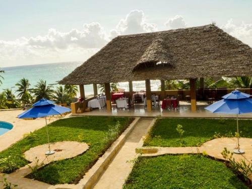 Hostal Room In Bb - Sea Crest Hotel Zanzibar - 2