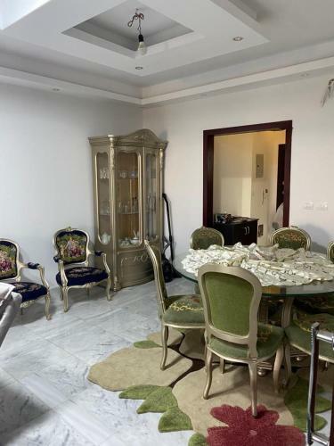 Lotus 66 Luxury Modern Apartment
