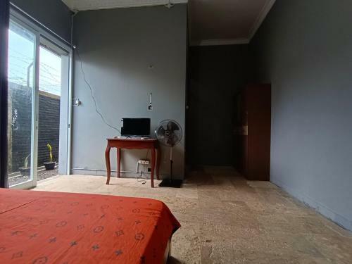 Hotel Homestay Adah
