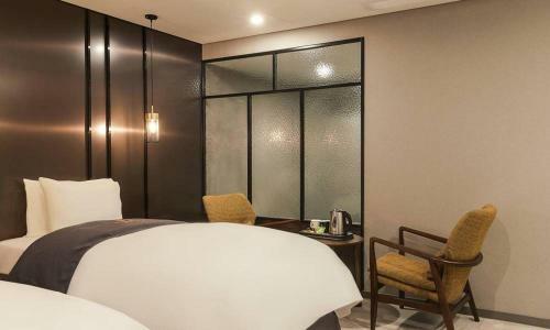 Hotel ??? ??