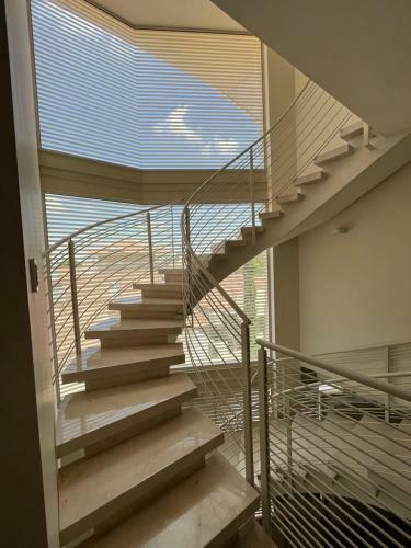 Luxury Villa In Raanana