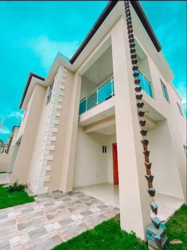 Villa At A Gated Community And Private Pool.