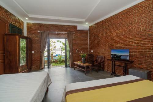 Autumn Bay Retreat Hoi An