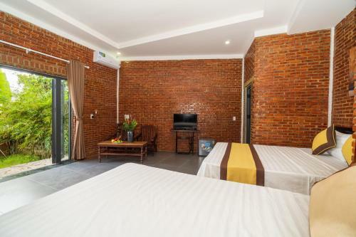 Autumn Bay Retreat Hoi An