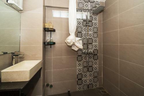 Autumn Bay Retreat Hoi An