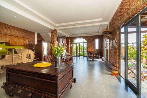 Autumn Bay Retreat Hoi An