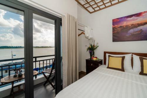 Autumn Bay Retreat Hoi An