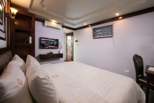 Sense Central Hanoi Hotel