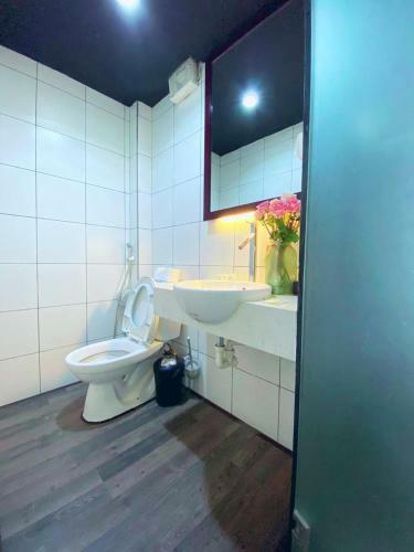 Mayhouse - Duplex Sky View 01hb