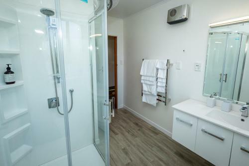 Grand View - Te Anau Holiday Home