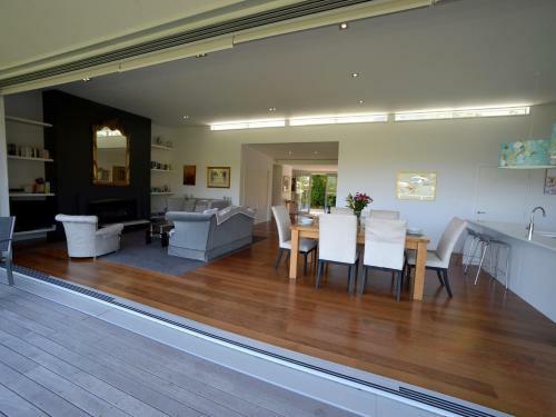 Akaroa Delight - Akaroa Holiday Home