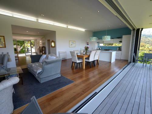 Akaroa Delight - Akaroa Holiday Home
