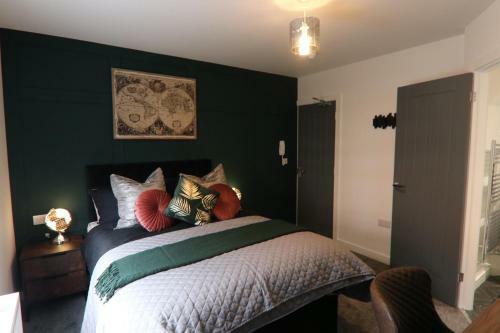 Hostal 5 Bed Home On Birdwell Road - Free Parking