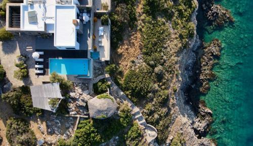 Villa Aiolos: Above The Sea, Within Agios Nikolaos