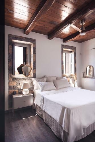 Villa Aiolos: Above The Sea, Within Agios Nikolaos
