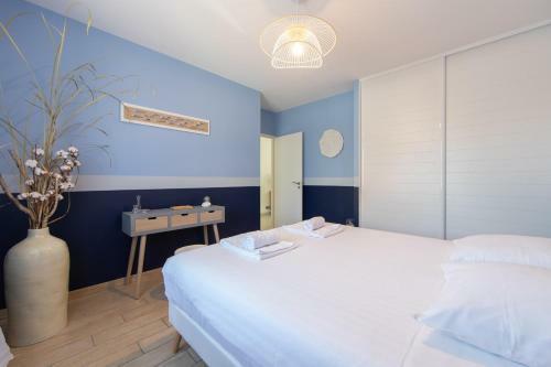 La Villa Du Bassin � Ares