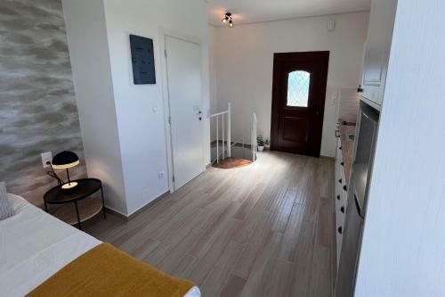 Enjoy Romance And Sunsets At Villa Dionysos