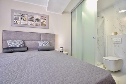 Sea View Apartment 40m From The Beach