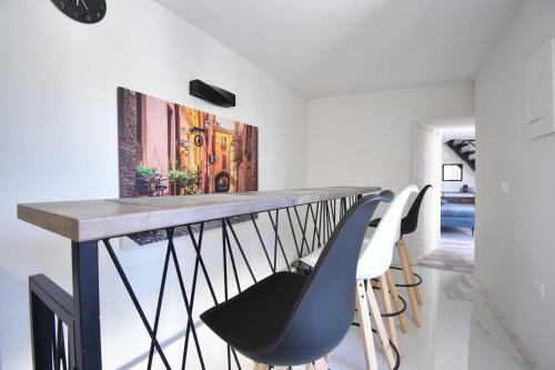Sea View Apartment 40m From The Beach