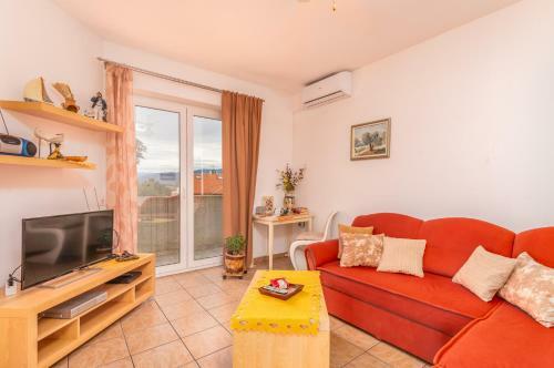 Apartment Mira 2
