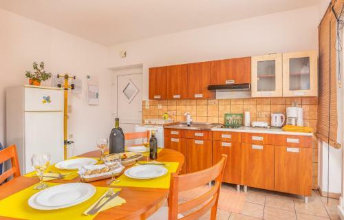 Apartment Mira 2