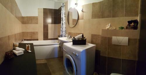 Jolly Apartment